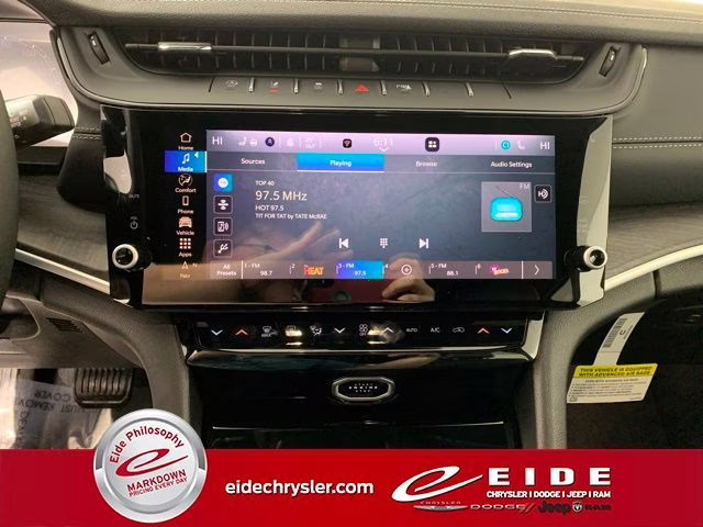 2026 Bright White Clearcoat Jeep Grand Cherokee Altitude 4X4 SUV