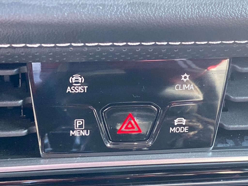 2024 White Volkswagen Atlas 2.0T SE w/Technology AWD SUV