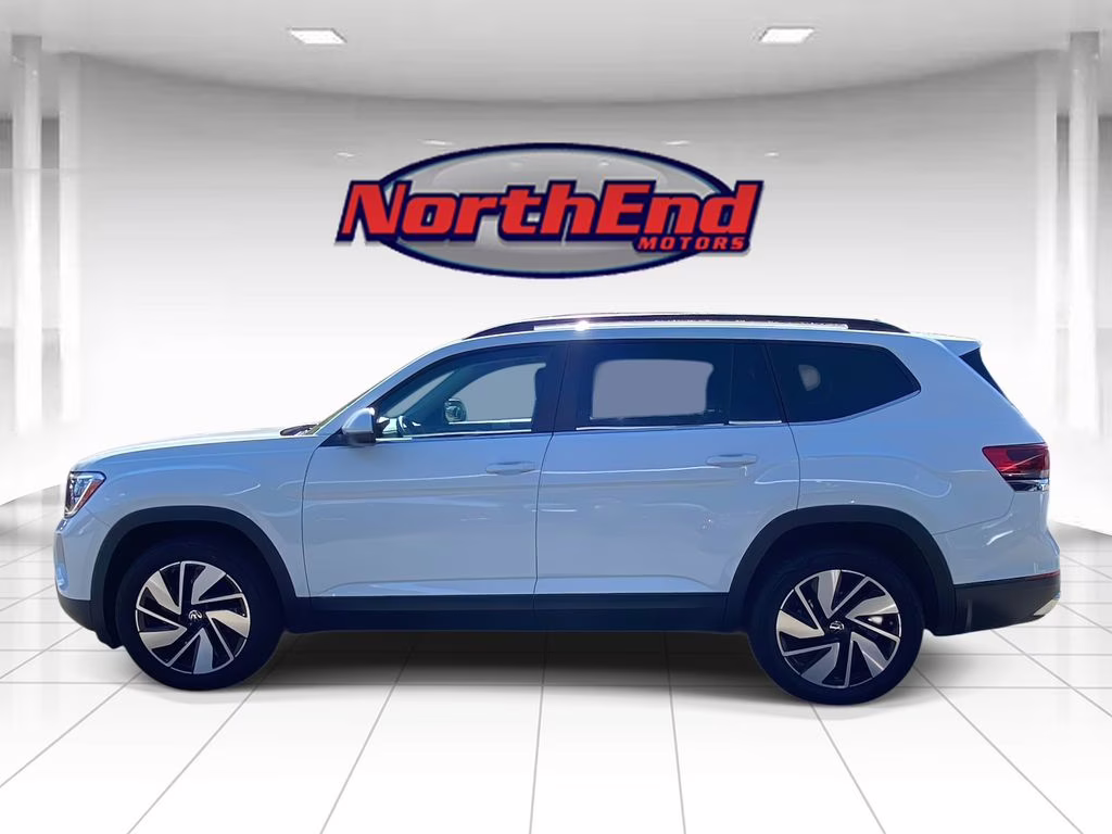 2024 White Volkswagen Atlas 2.0T SE w/Technology AWD SUV