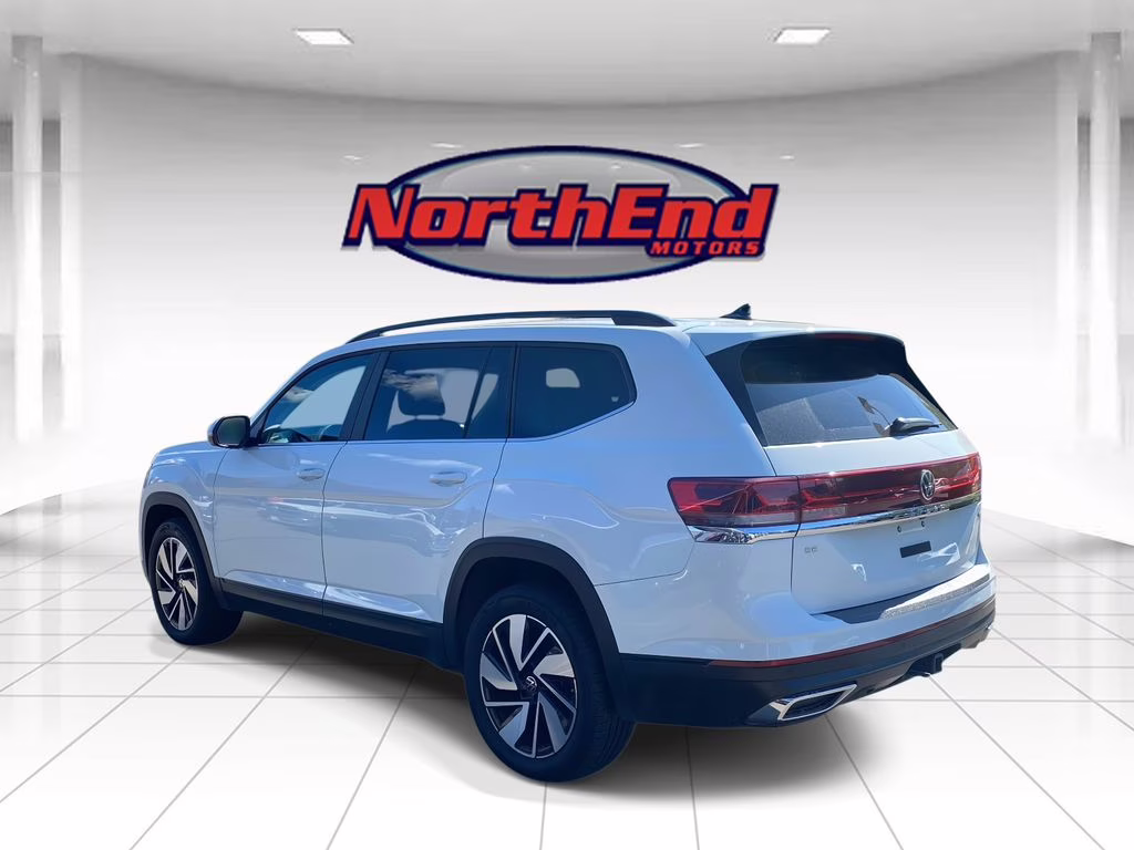 2024 White Volkswagen Atlas 2.0T SE w/Technology AWD SUV