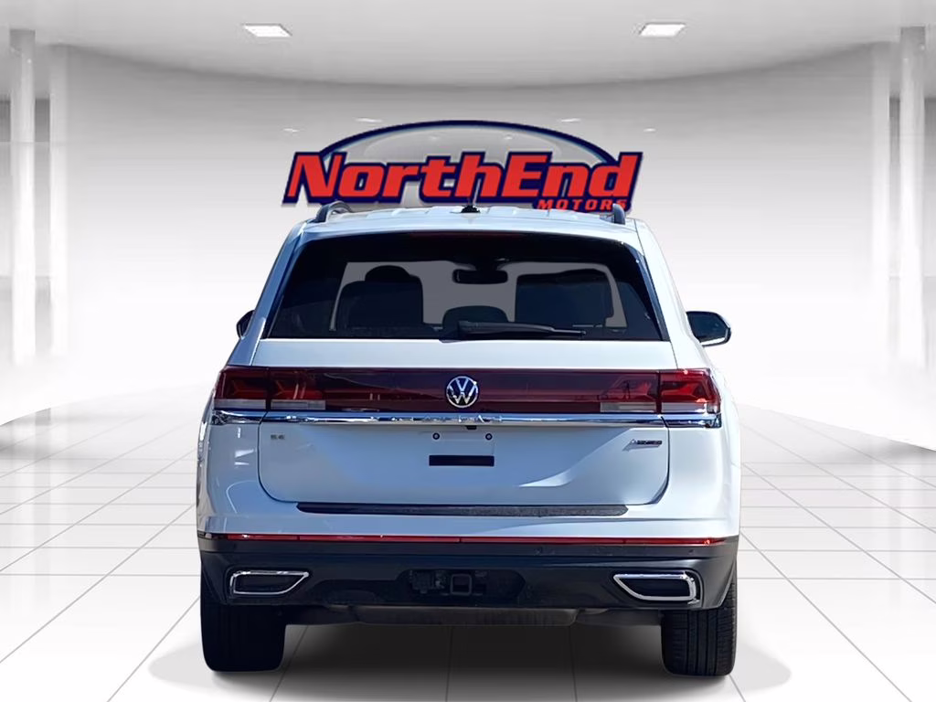 2024 White Volkswagen Atlas 2.0T SE w/Technology AWD SUV