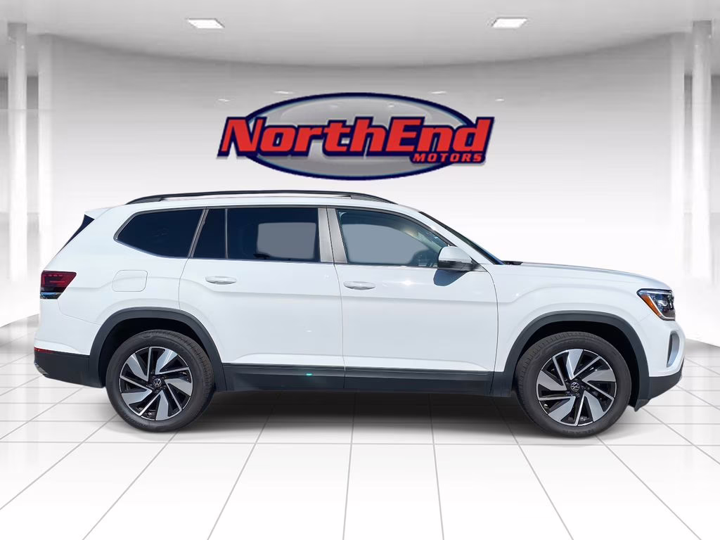 2024 White Volkswagen Atlas 2.0T SE w/Technology AWD SUV