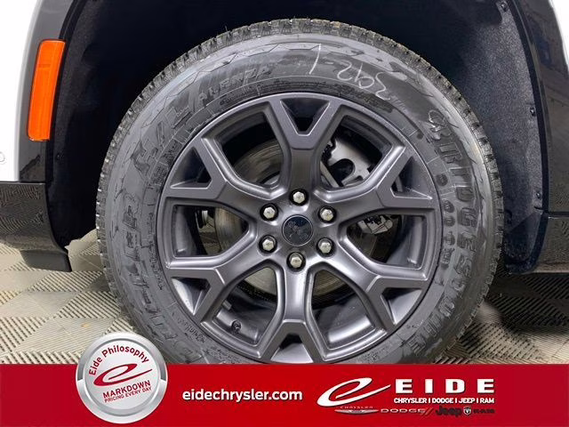 2026 Bright White Clearcoat Jeep Grand Wagoneer L Limited Altitude 4X4 SUV