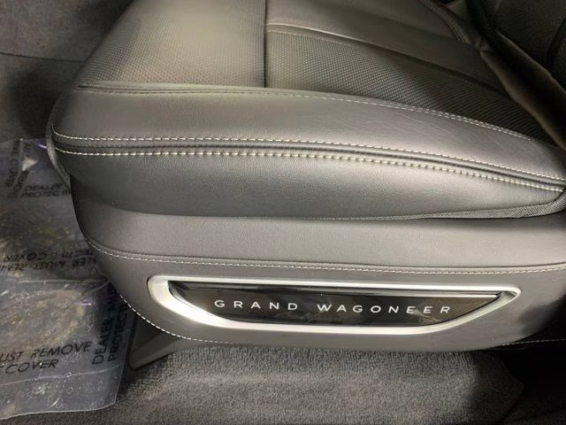 2026 Silver Zynith Jeep Grand Wagoneer L Summit Obsidian 4X4 SUV