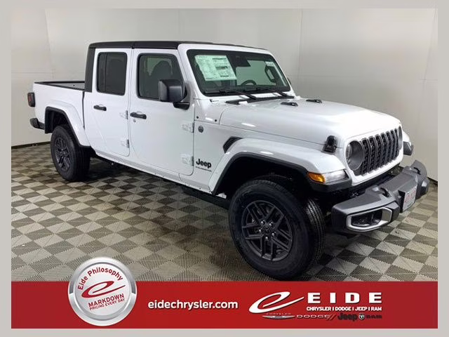2026 Bright White Clearcoat Jeep Gladiator Sport S 4X4 Truck