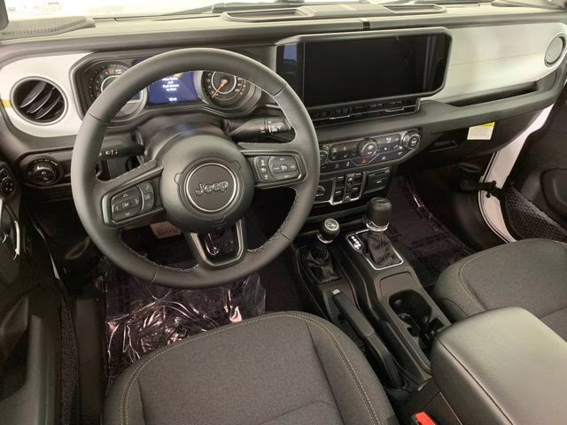 2026 Bright White Clearcoat Jeep Gladiator Sport S 4X4 Truck