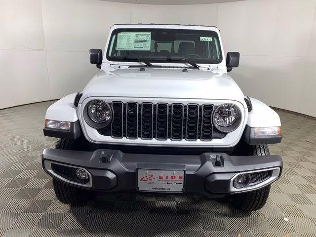 2026 Bright White Clearcoat Jeep Gladiator Sport S 4X4 Truck