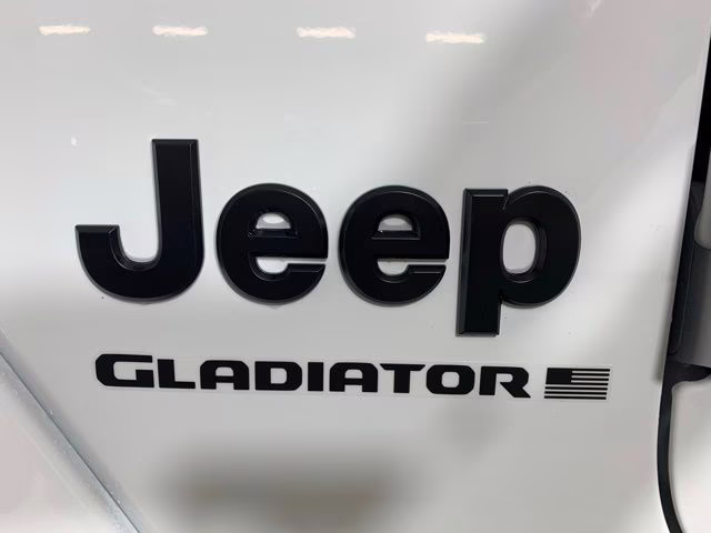 2026 Bright White Clearcoat Jeep Gladiator Sport S 4X4 Truck