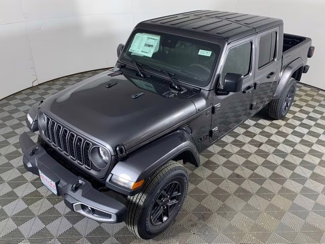 2026 Granite Crystal Metallic Clearcoat Jeep Gladiator Sport S 4X4 Truck