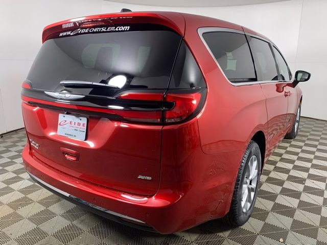 2026 Red Hot Pearlcoat Chrysler Pacifica Select AWD AWD Van