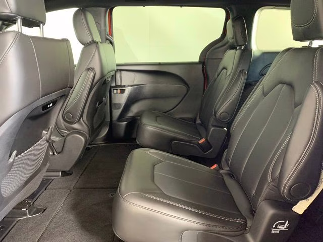 2026 Hydro Blue Pearlcoat Chrysler Pacifica Select AWD AWD Van