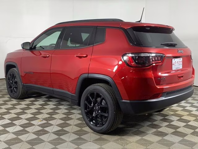 2026 Red Hot Pearlcoat Jeep Compass Latitude 4X4 SUV