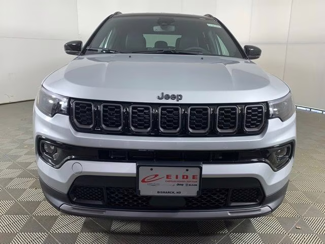 2026 Silver Zynith Metallic Clearcoat Jeep Compass Limited Altitude 4X4 SUV