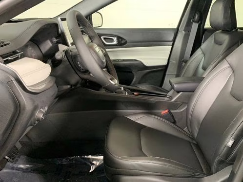 2026 Bright White Clearcoat Jeep Compass Limited 4X4 SUV