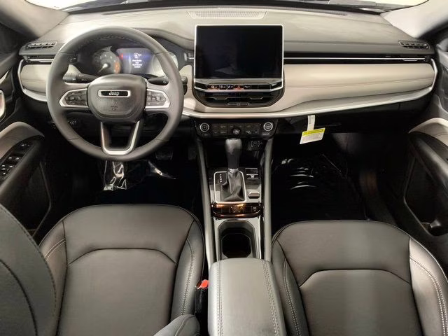 2026 Bright White Clearcoat Jeep Compass Limited 4X4 SUV