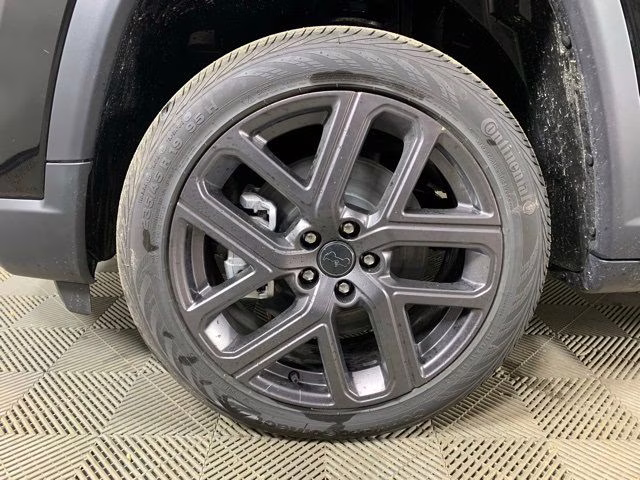 2026 Diamond Black Crystal Pearlcoat Jeep Compass Limited Altitude 4X4 SUV