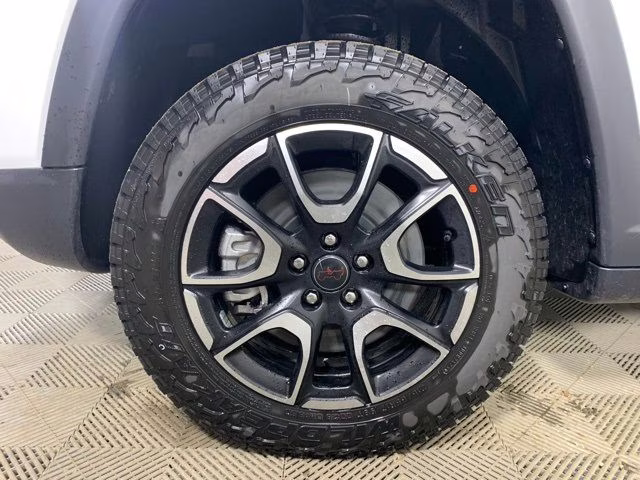 2026 Bright White Clearcoat Jeep Compass Trailhawk 4X4 SUV
