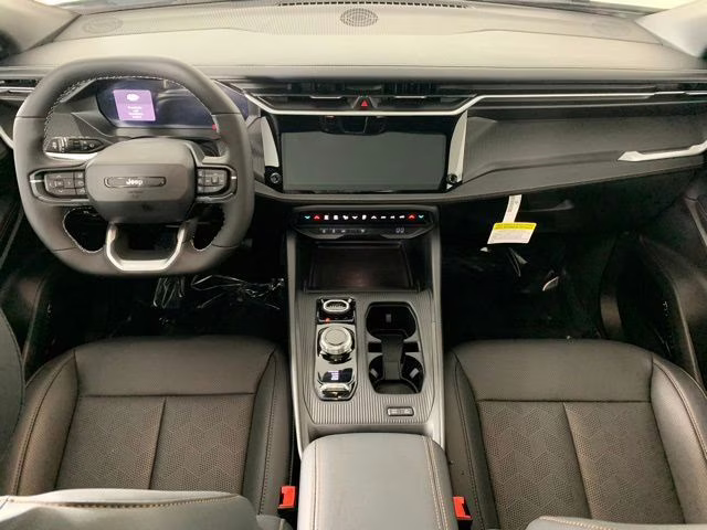 2026 Silver Zynith Clearcoat Jeep Cherokee Overland 4X4 SUV