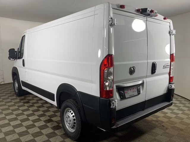 2026 Bright White Clearcoat Ram ProMaster 1500 Low Roof FWD Van