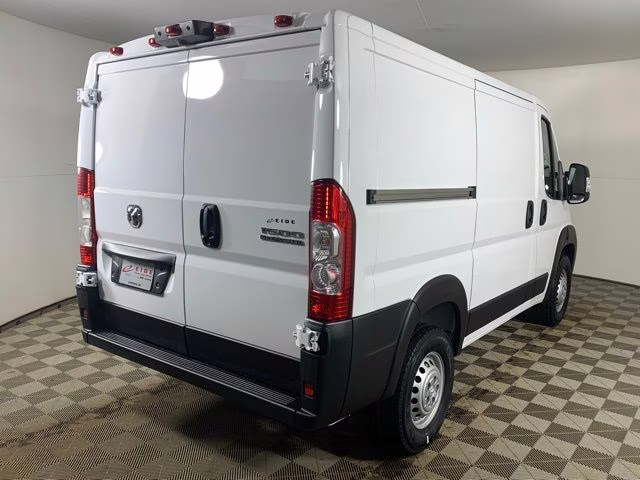 2026 Bright White Clearcoat Ram ProMaster 1500 Low Roof FWD Van