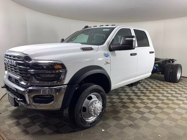 2026 Bright White Clearcoat Ram 5500HD Tradesman 4X4 Truck