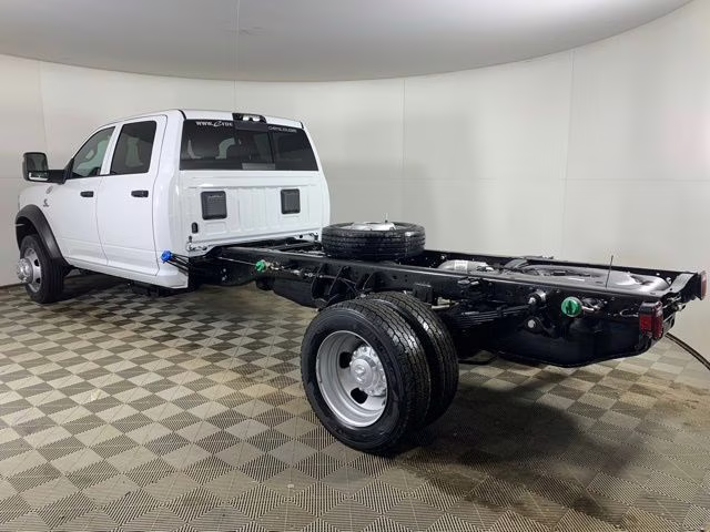 2026 Bright White Clearcoat Ram 5500HD Tradesman 4X4 Truck