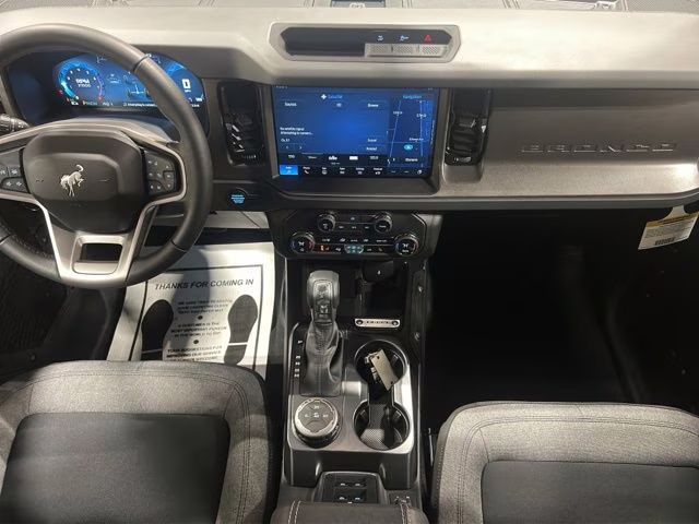 2025 Oxford White Ford Bronco Big Bend DARK TRAIL SERIES 4X4 SUV