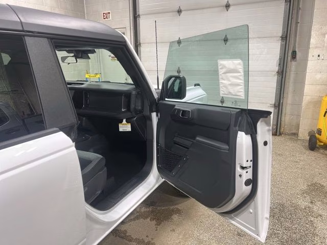 2025 Oxford White Ford Bronco Big Bend DARK TRAIL SERIES 4X4 SUV