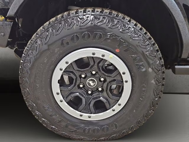 2025 Shadow Black Ford Bronco Badlands 4X4 SUV