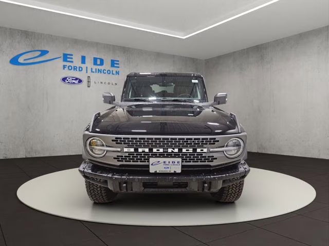 2025 Shadow Black Ford Bronco Badlands 4X4 SUV