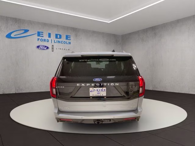 2026 Glacier Gray Metallic Tri-Coat Ford Expedition Max Active 4X4 SUV