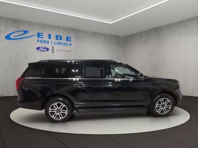 2026 Agate Black Metallic Ford Expedition Max Active 4X4 SUV