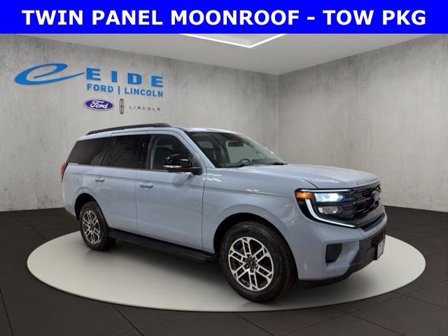 2026 Glacier Gray Metallic Tri-Coat Ford Expedition Active 4X4 SUV