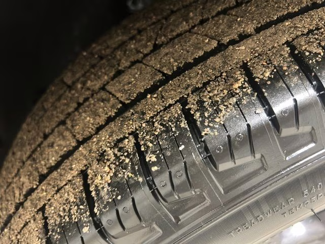 2026 Carbonized Gray Metallic Ford Explorer Active 4X4 SUV