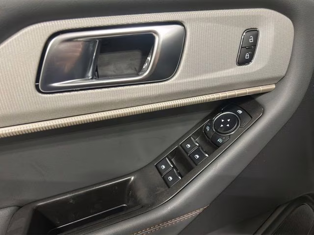 2026 Agate Black Metallic Ford Explorer Active 4X4 SUV