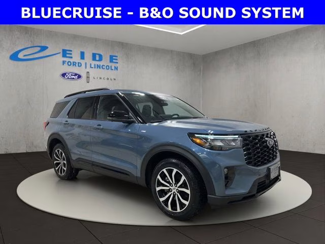 2026 Vapor Blue Metallic Ford Explorer ST-Line 4X4 SUV