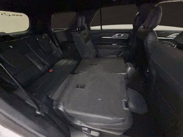 2026 Star White Metallic Tri-Coat Ford Explorer ST-Line 4X4 SUV