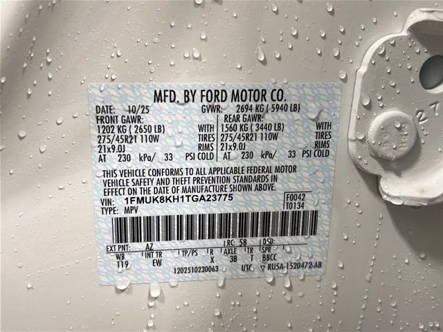 2026 Star White Metallic Tri-Coat Ford Explorer ST-Line 4X4 SUV