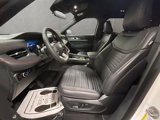 2026 Star White Metallic Tri-Coat Ford Explorer ST-Line 4X4 SUV