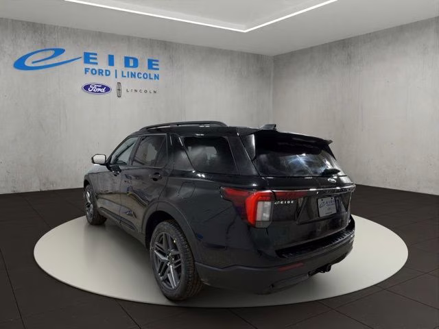 2026 Agate Black Metallic Ford Explorer ST-Line 4X4 SUV