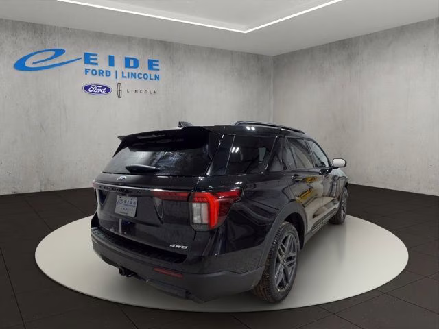 2026 Agate Black Metallic Ford Explorer ST-Line 4X4 SUV