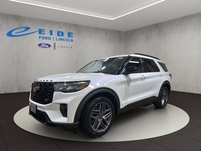 2026 Star White Metallic Tri-Coat Ford Explorer ST 4X4 SUV