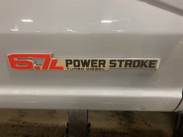 2026 Glacier Gray Metallic Tri-Coat Ford Super Duty F-350 DRW Platinum 4X4 Truck