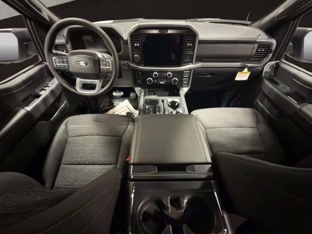 2026 Oxford White Ford F-150 XLT Black Appearance 4X4 Truck