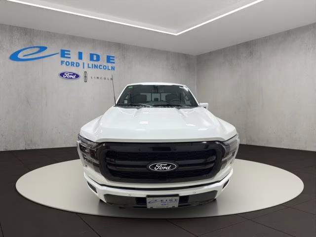 2026 Star White Metallic TC Ford F-150 Lariat Black Appearance 4X4 Truck