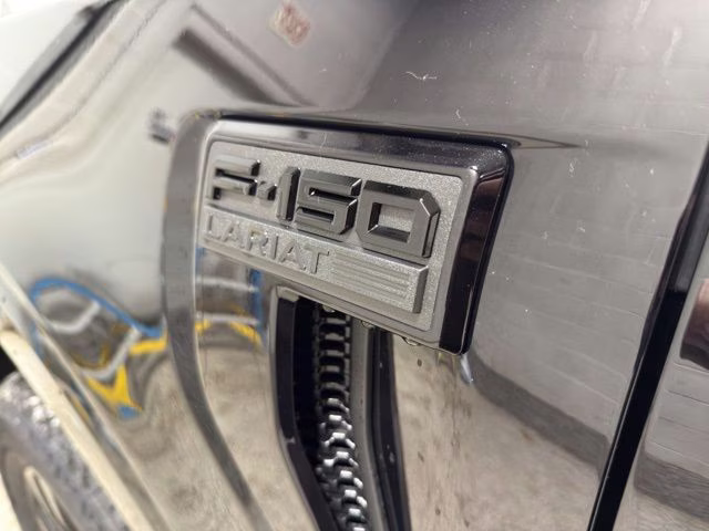 2026 Agate Black Metallic Ford F-150 Lariat Black Appearance 4X4 Truck