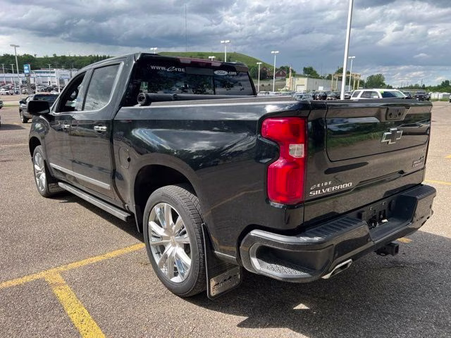 2024 Black Chevrolet Silverado 1500 High Country 4X4 Truck