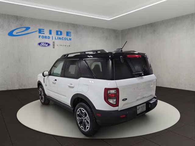 2025 Oxford White Ford Bronco Sport Outer Banks 4X4 SUV