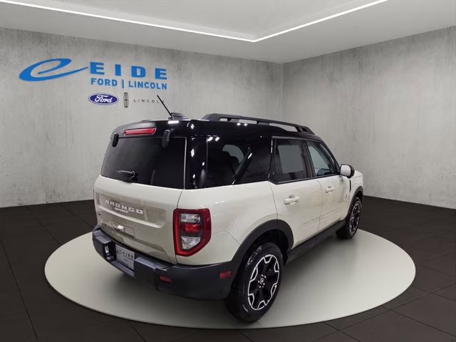 2025 Desert Sand Ford Bronco Sport Outer Banks 4X4 SUV