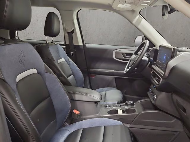 2025 Azure Gray Metallic Tri-Coat Ford Bronco Sport Outer Banks 4X4 SUV